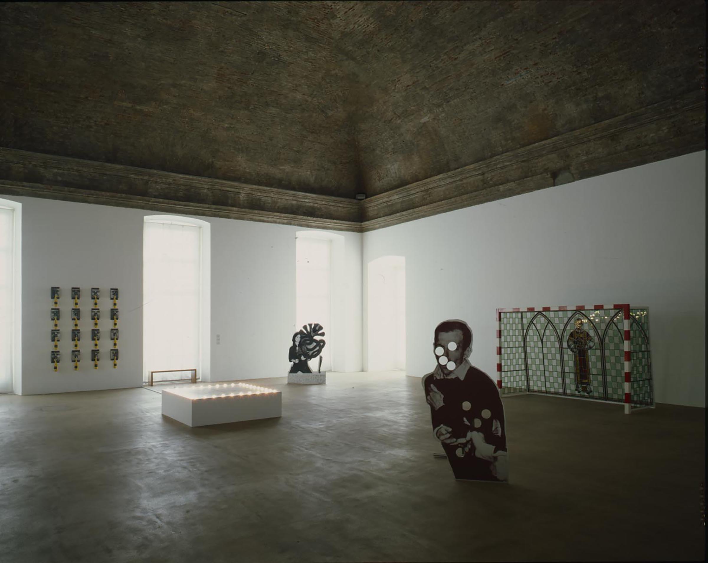 Ashley Bickerton, Felix Gonzales-Torres, Cady Noland, Wim Delvoye, installation view